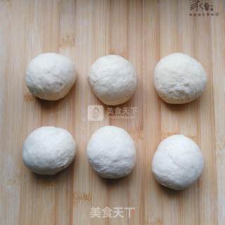 ~~经典豆沙面包的做法步骤：3