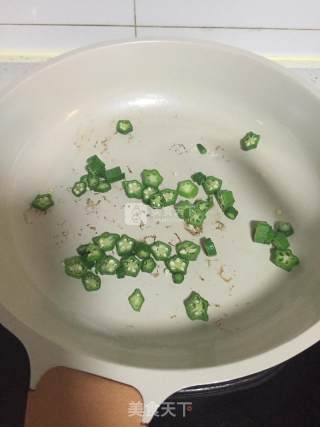 宝宝版秋葵炒蛋的做法步骤：5