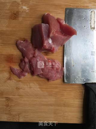 干贝腐竹白果瘦肉粥的做法步骤：2