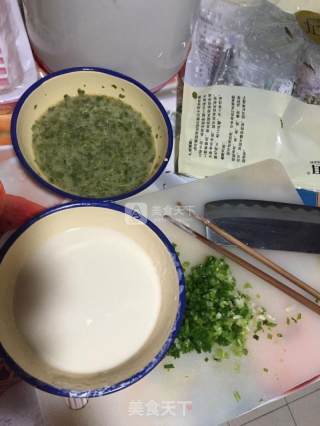 香椿蛋饼的做法步骤：3