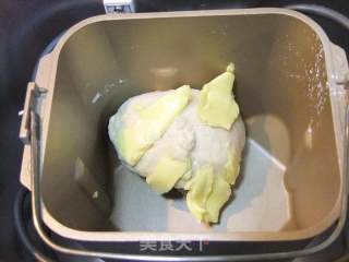 千层豆沙小面包的做法步骤：3