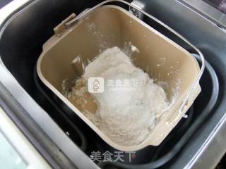 蔓越莓餐包的做法步骤：1