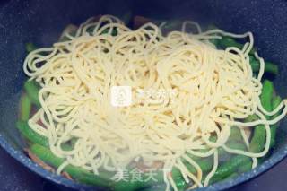 豆角焖面的做法步骤：5