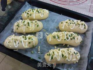 葱香火腿小面包的做法步骤：4