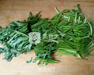芝麻茼蒿的做法步骤：2