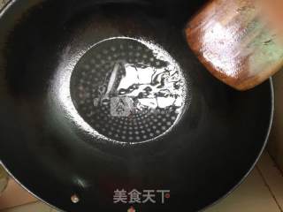韭菜炒鸡蛋的做法步骤：2