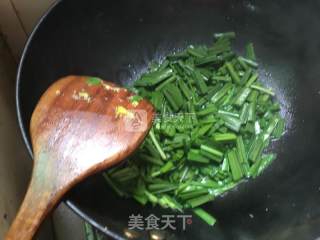 韭菜炒鸡蛋的做法步骤：5