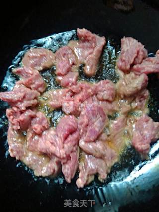 杭椒炒牛肉的做法步骤：6