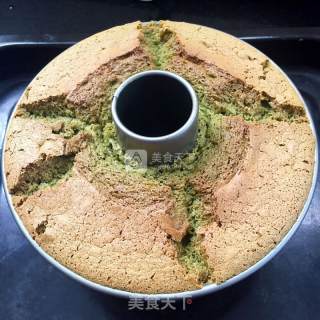 菠菜戚风蛋糕的做法步骤：14