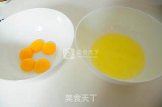戚风栗蓉蛋糕卷的做法步骤：1