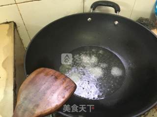姜蒜烧福寿鱼的做法步骤：4
