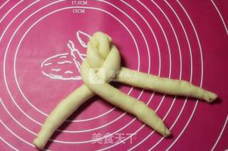 香葱芝士辫子面包的做法步骤：11