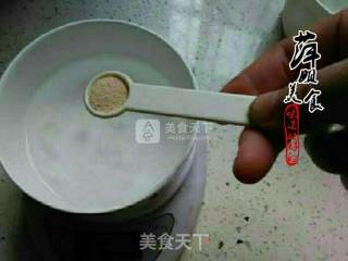不用模具一样可以做美味甜甜面包圈哦的做法步骤：1