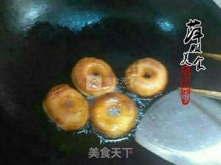 不用模具一样可以做美味甜甜面包圈哦的做法步骤：10