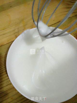 电饼铛也可以做蛋糕了呢！虽然很薄但是我觉得作为早餐足够了，如果做层奶油蛋糕得，这样做出来得很方便哦的做法步骤：7