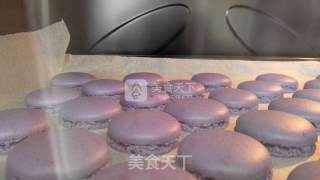 紫色迷情马卡龙的做法步骤：9