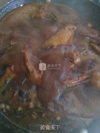 卤鸡爪的做法步骤：3