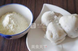 芋头馅面包的做法步骤：2