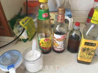 饺子——蒜苔和肉的搭配的做法步骤：2