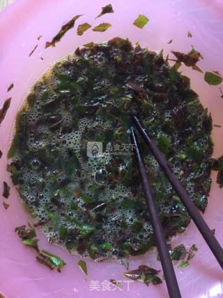 香椿芽炒鸡蛋的做法步骤：4