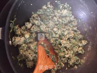 香椿芽炒鸡蛋的做法步骤：6