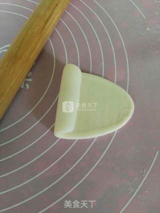 蛋黄酥的做法步骤：7