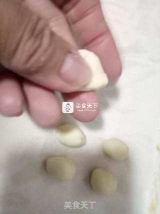 龙猫挤挤包的做法步骤：4