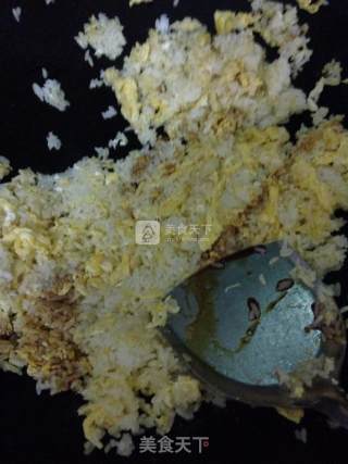 蛋炒硬饭的做法步骤：11