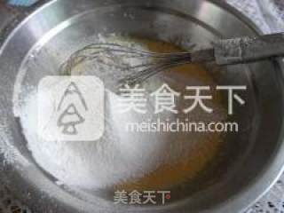 蓝莓戚风蛋糕的做法步骤：4