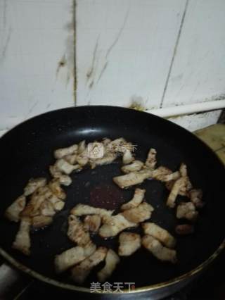 香辣五花肉豌豆的做法步骤：2