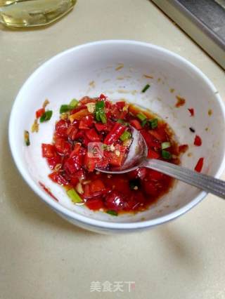 剁椒臭豆腐的做法步骤：2