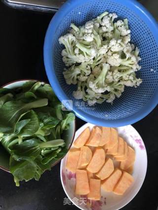 自制全素冒菜的做法步骤：1