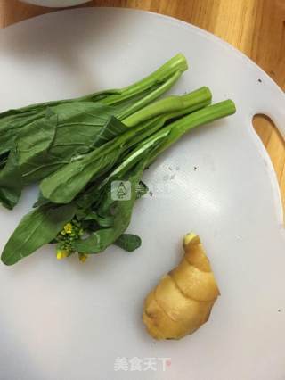 虾仁紫菜粥的做法步骤：1