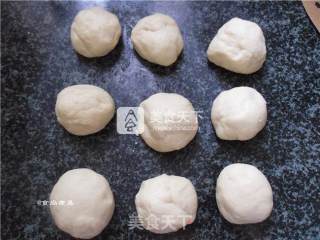 蜜汁叉烧包的做法步骤：15