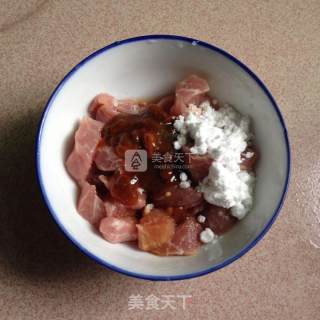 肉丁萝卜土豆饭的做法步骤：2