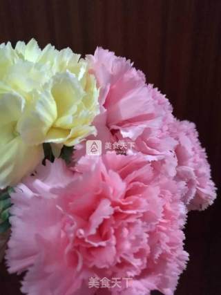 美美的鲜花裙子蛋糕（母亲节的首选款式）的做法步骤：2