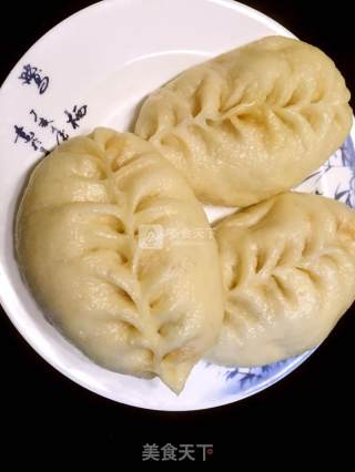 白菜肉丁包子的做法步骤：9