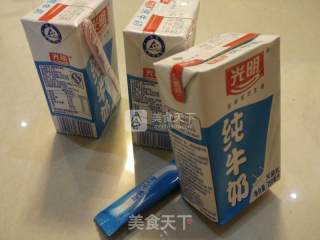 自制老酸奶的做法步骤：1