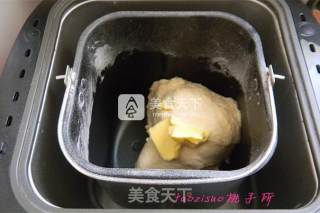 芝士培根卷的做法步骤：2