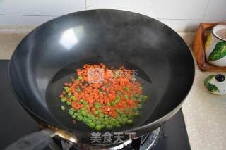 五彩土豆泥的做法步骤：3