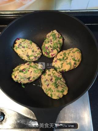 玉米面菜饽饽的做法步骤：6