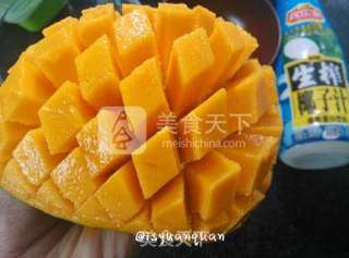 芒果椰汁西米露的做法步骤：2