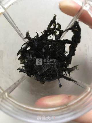 拌饭芝麻海苔的做法步骤：1