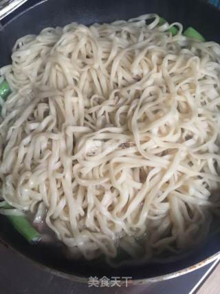 家常焖面的做法步骤：4