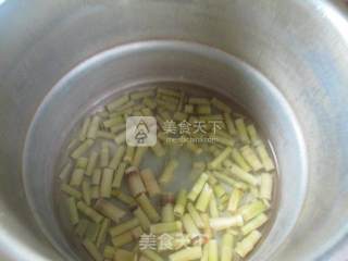 雪菜炒野山笋的做法步骤：8