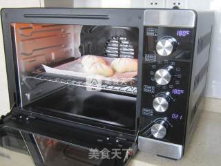 叶形豆沙包的做法步骤：11