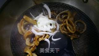 黑胡椒三彩鱿鱼圈的做法步骤：11