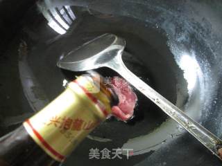 里脊肉尖椒炒油豆腐的做法步骤：3