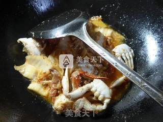 泡菜炒螃蟹的做法步骤：10