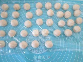 淡奶玫瑰花面包的做法步骤：5